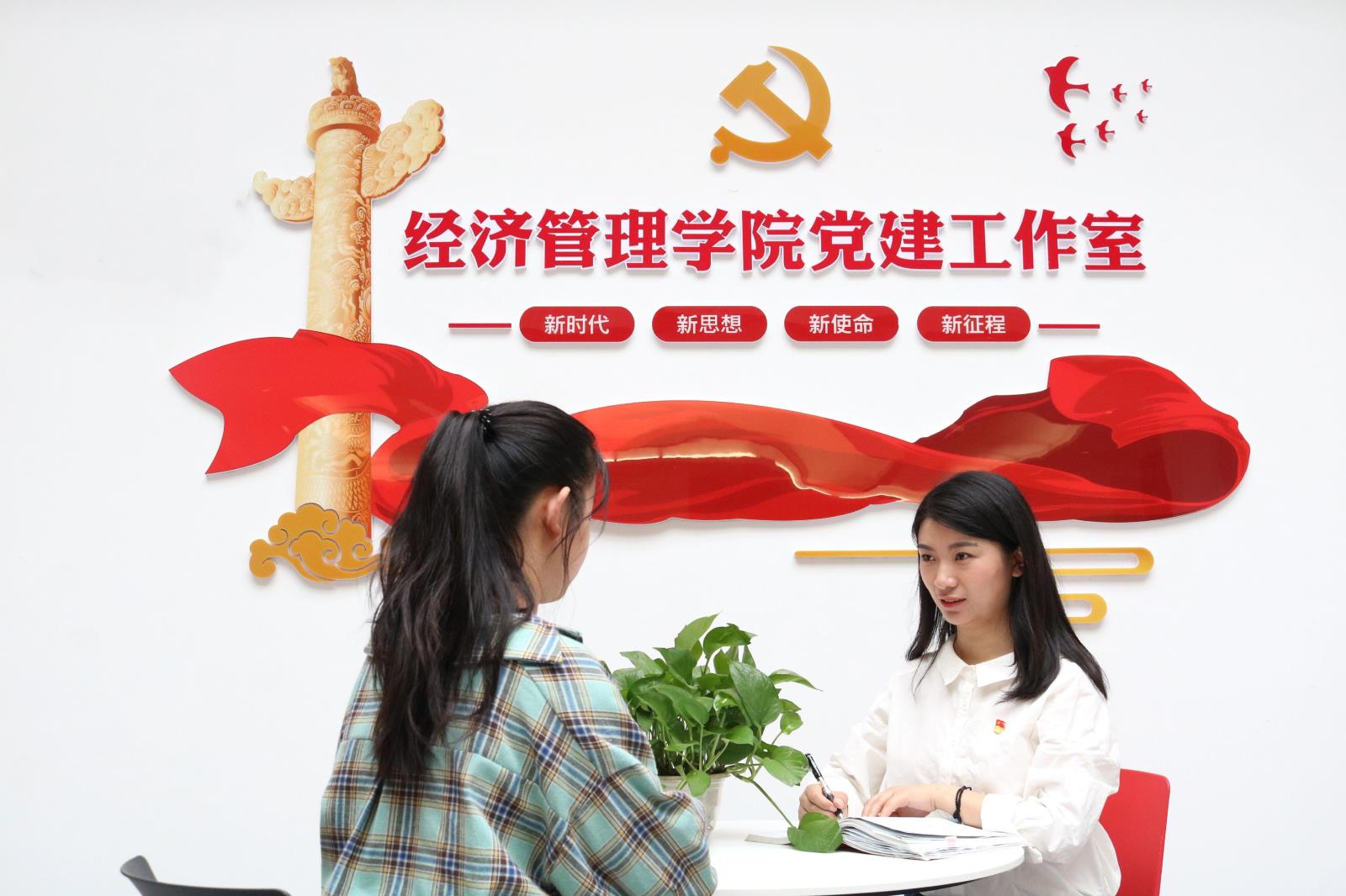 生活照(江苏新宝gg技术学院王甜甜).jpg 生活照(江苏新宝gg技术学院王甜甜).jpg
